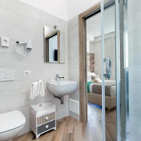 Viria 4* סורנטו